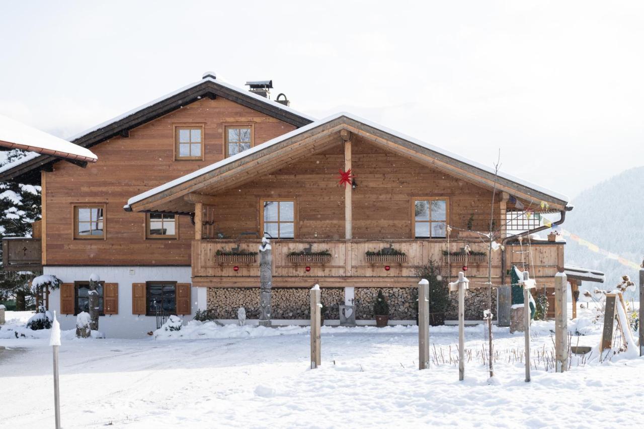 Ferienwohnungen Mooshaeusl Reit im Winkl Exterior photo